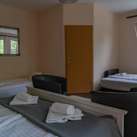 Accomo Apartmanhaz 3* Siófok