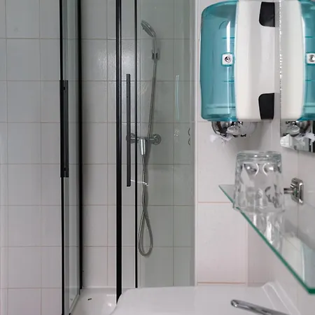 Accomo Apartmanhaz Appart hôtel 3*